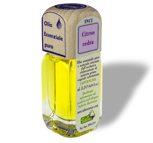 flacon d'huile essentielle de cèdre